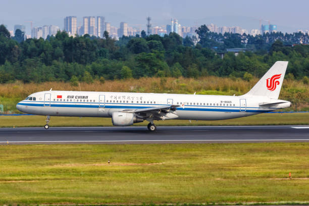 Air China Airbus A321 airplane Chengdu airport Chengdu, China September 22, 2019: Air China Airbus A321 airplane at Chengdu airport CTU in China. Airbus is a European aircraft manufacturer based in Toulouse, France. air china stock pictures, royalty-free photos & images