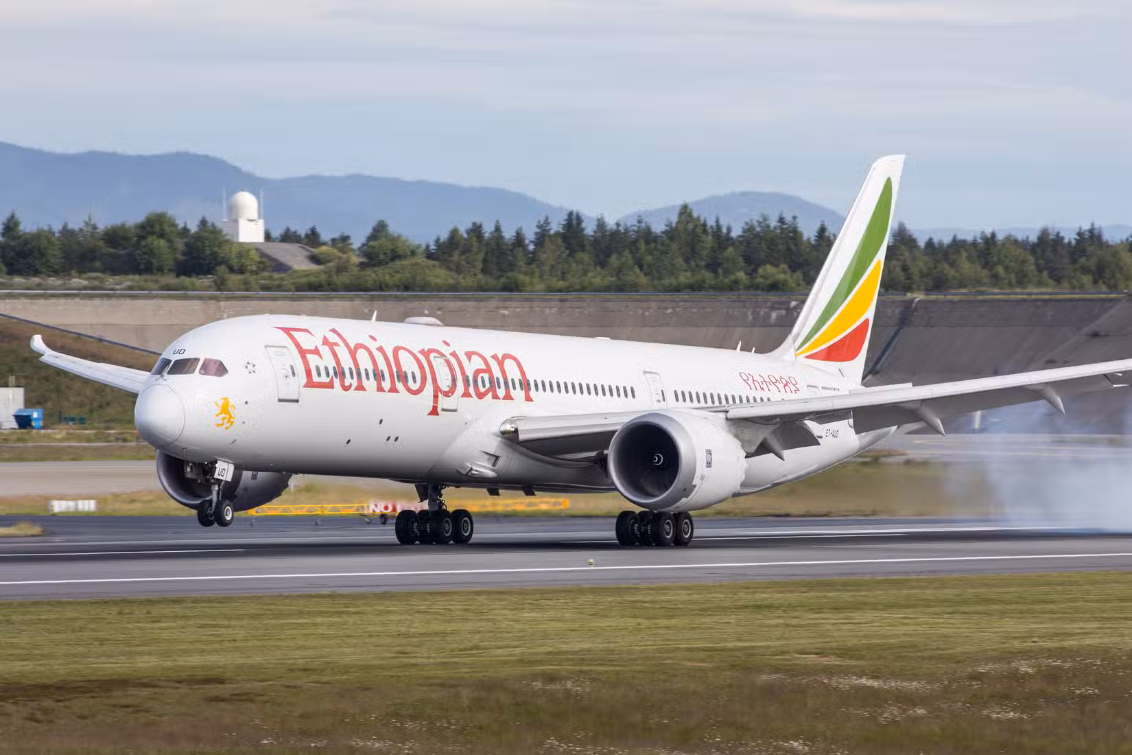 Ethiopian Airlines Boeing 787 Landing In Oslo