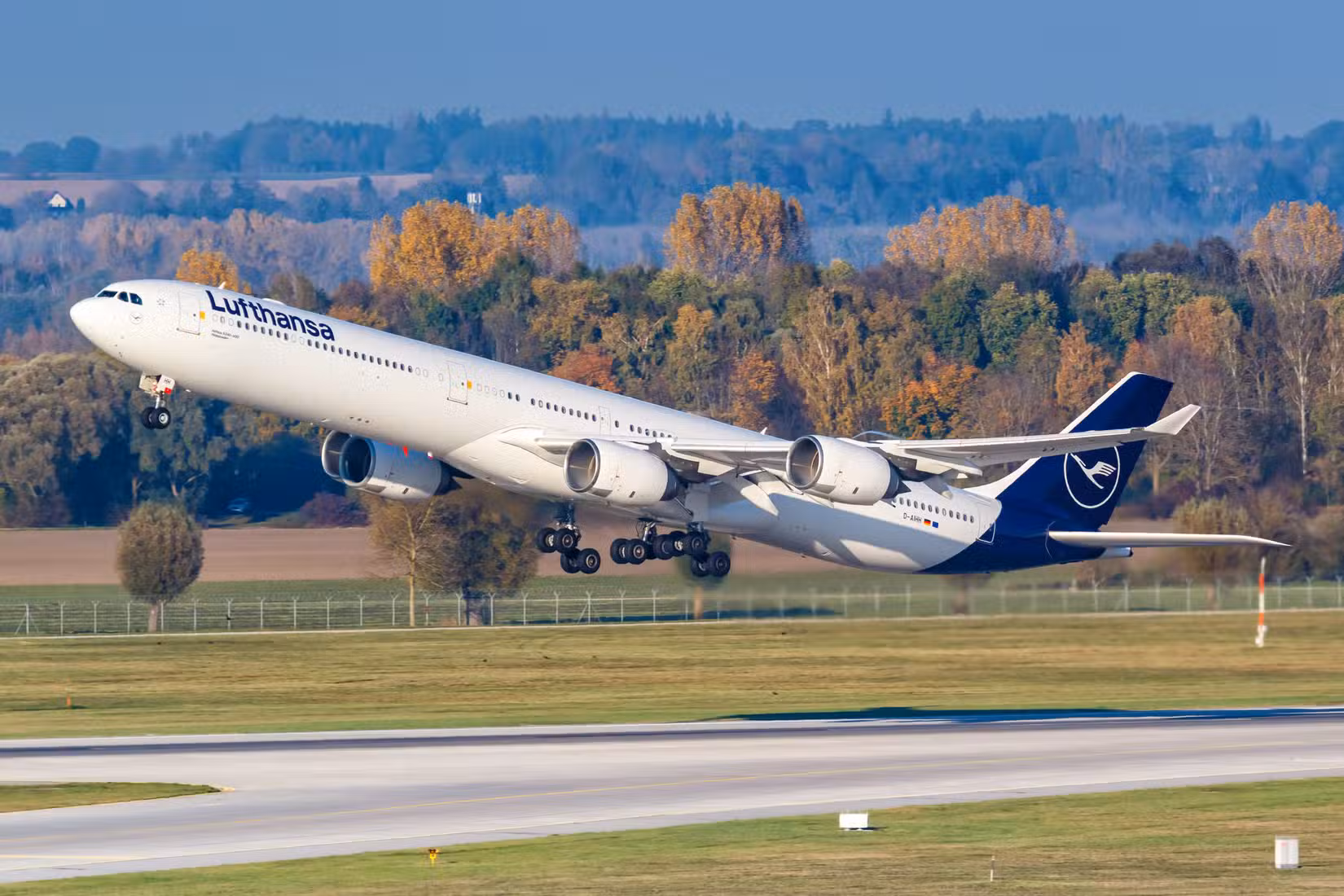 Lufthansa Airbus A340-600 taking off at Munich