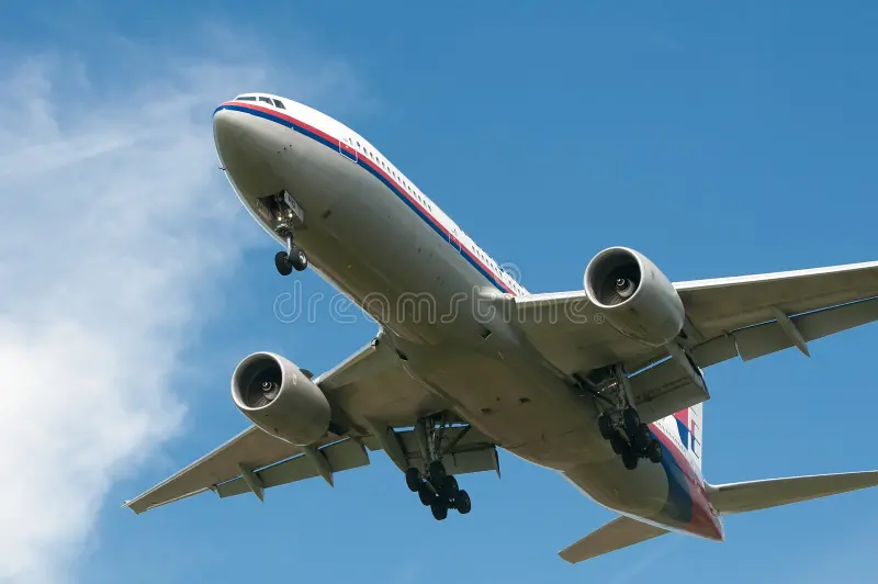 SEPANG, MALAYSIA - JULY 20: Boeing 777-2H6(ER) with registered number 9M-MRG owned by Malaysia Airlines (MAS) ready to landing at Kuala Lumpur International Air Port, Sepang, Malaysia on July 20, 2014. Accident takeoff stock images, royalty-free photos and pictures