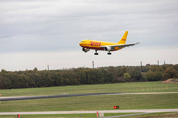Airbus A300-600F flying