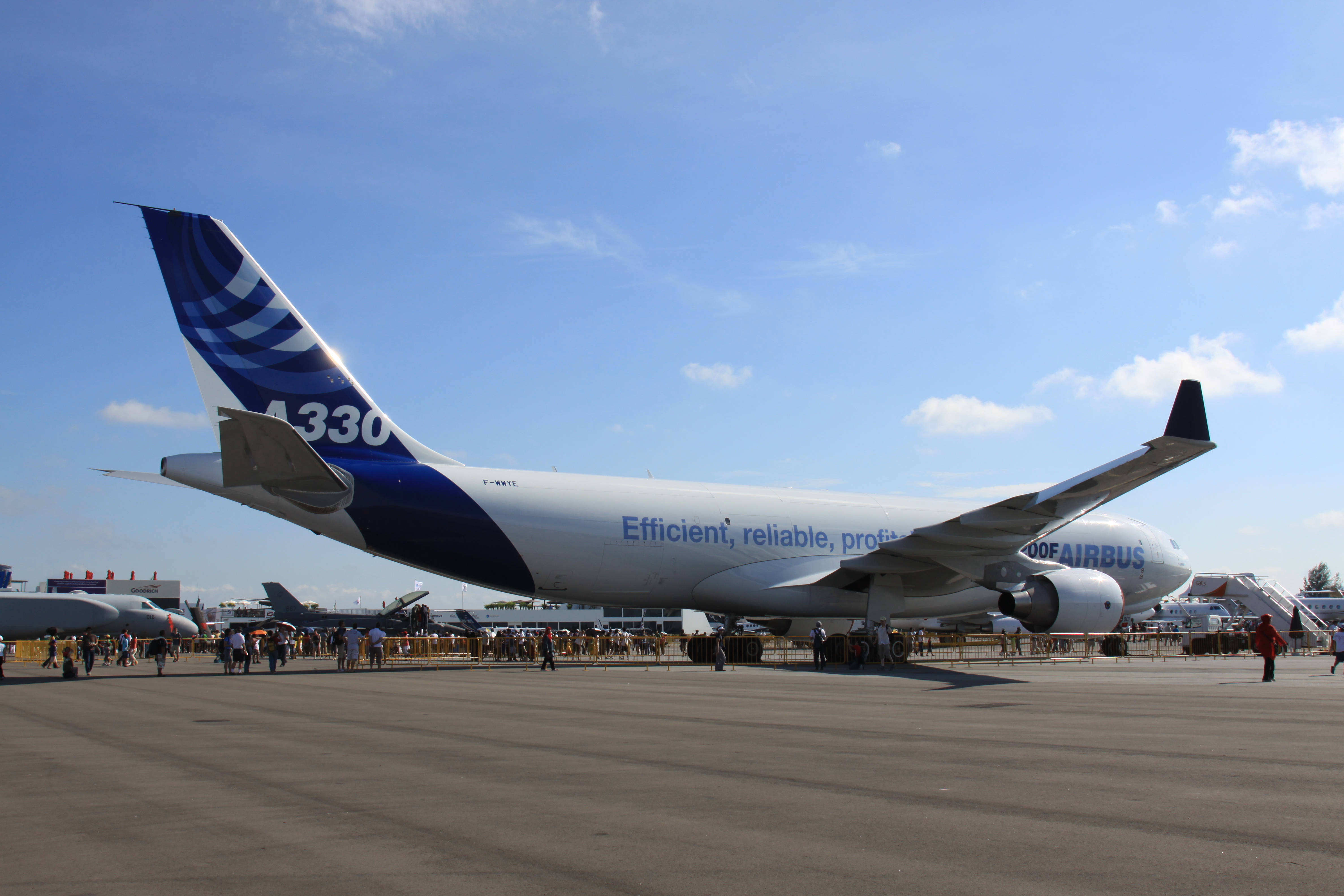 Airbus A330-200F(F-WWYE) (4337104347)