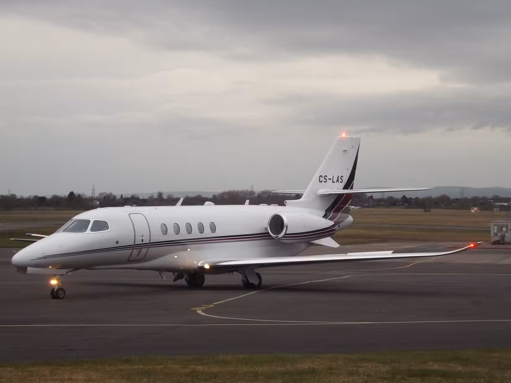 Cessna Citation Latitude flying