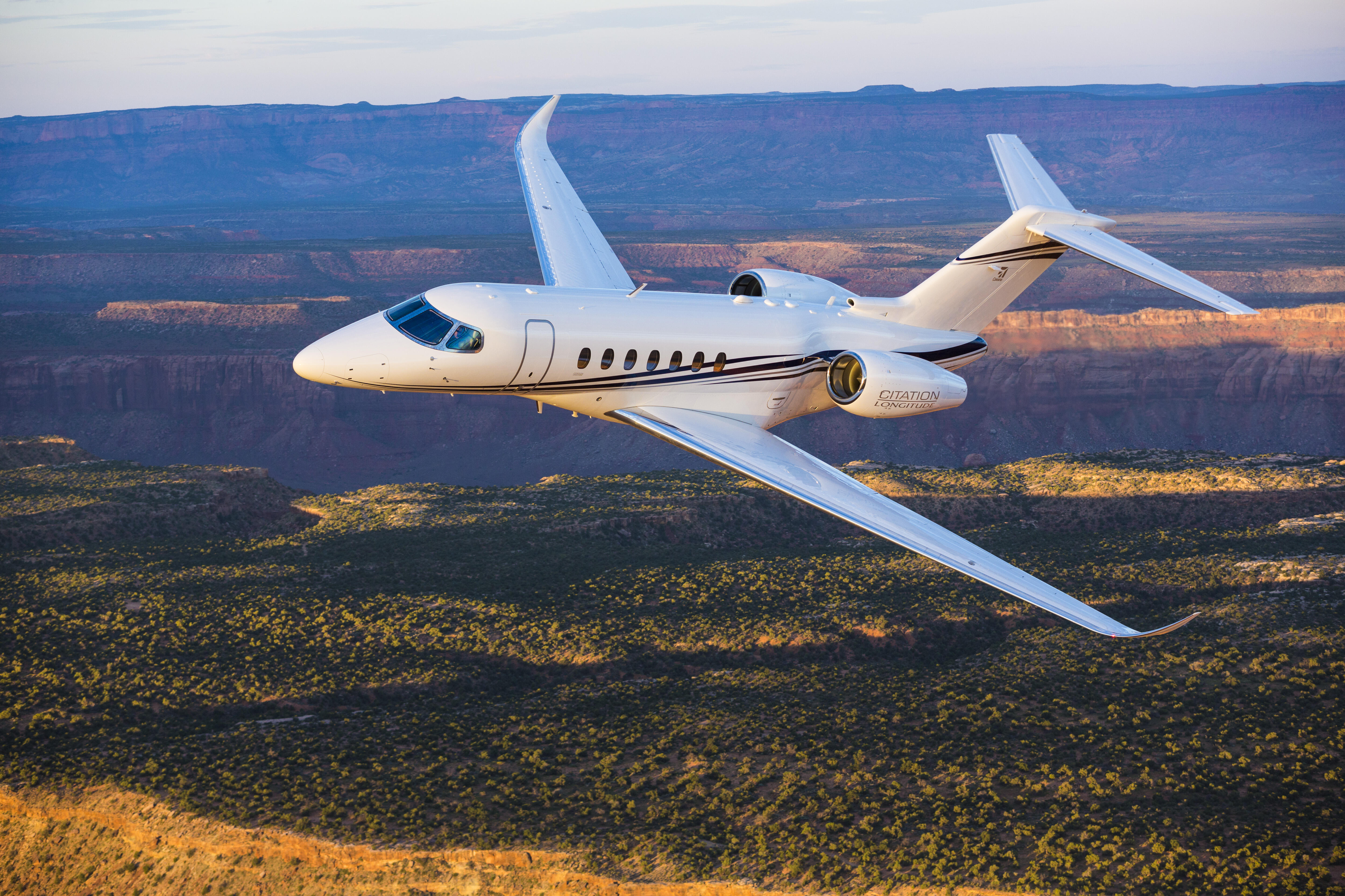 Cessna Citation Longitude flying