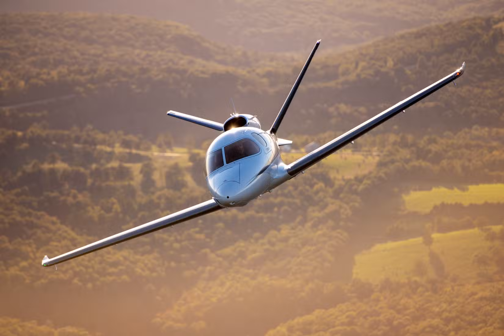 Cirrus Vision Jet flying