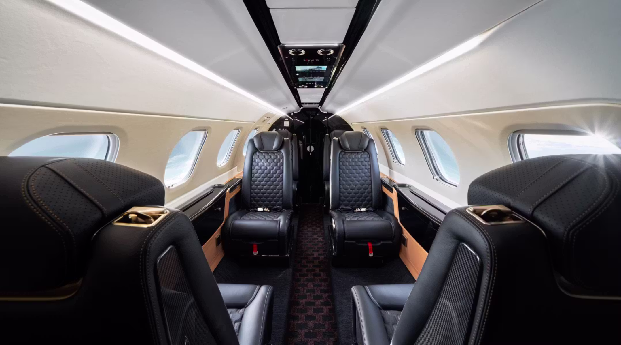 Phenom 300