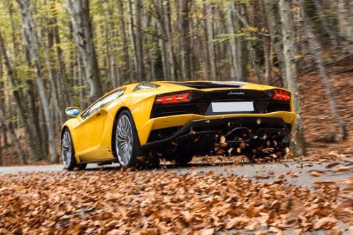 Rear Cross Side View of Lamborghini Aventador