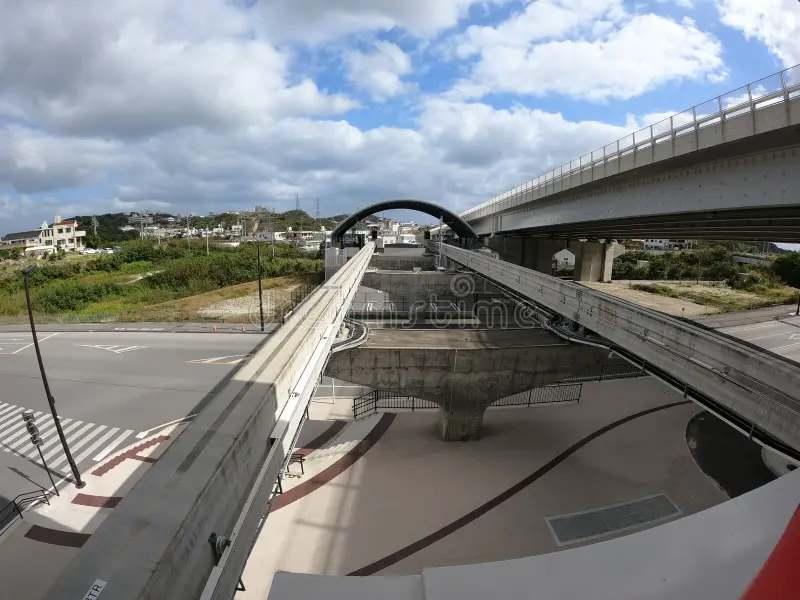 View of the east side of the newly extended Tedako Uranishi Station on the Yui Rail monorail in Naha City, Okinawa Prefecture, Japan. Side monorail stock images, royalty-free photos and pictures
